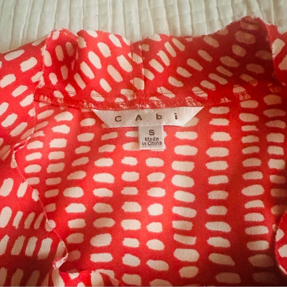 Cabi Madeline Top With Flutter Sleeves. - image 2